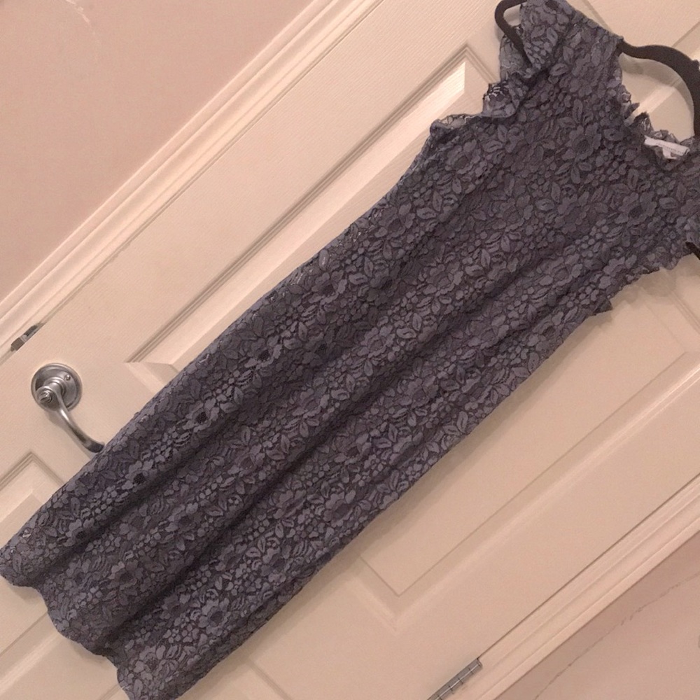 Gorgeous grey lace dress